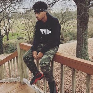 Meet your Posher, Daniel